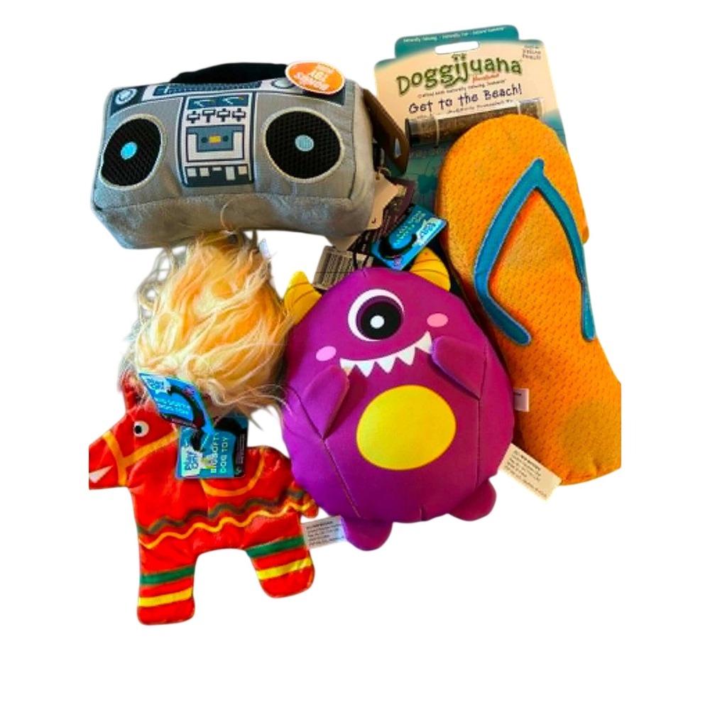 5X Doggijuana Play On Dog Toy Bundle OS Multicolor New Plush Squeaker‎ Juananip